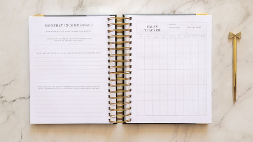 The Makeup Artist Business Planner™ (Undated) 💫